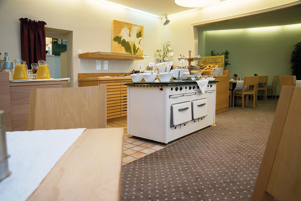 Comfort Garni Stadtzentrum Hotel Билефелд Екстериор снимка