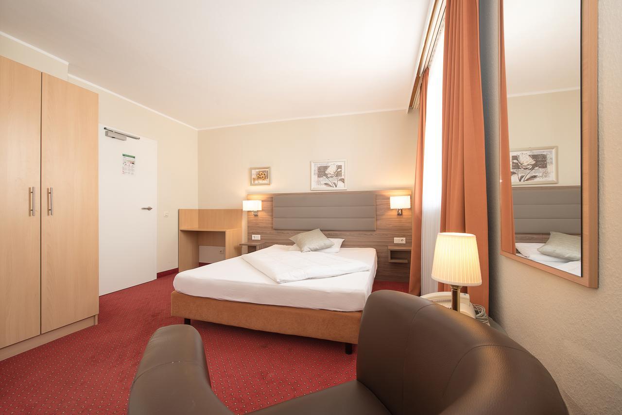 Comfort Garni Stadtzentrum Hotel Билефелд Екстериор снимка