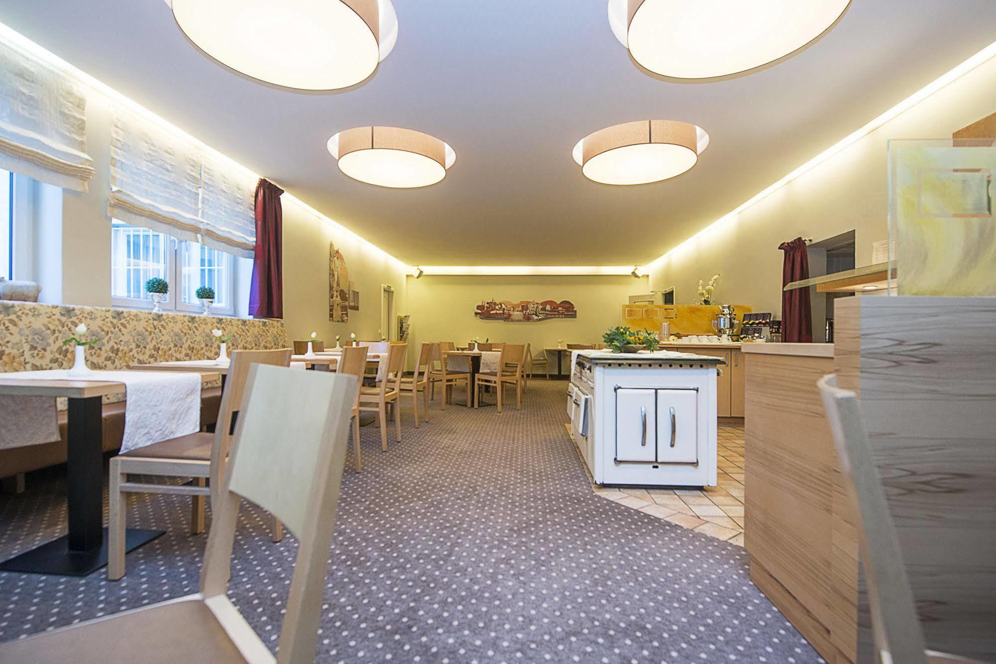Comfort Garni Stadtzentrum Hotel Билефелд Екстериор снимка